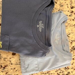 Vineyard Vines Kids size Medium 12-14 Short Sleeve Tees in Navy and Light Blue